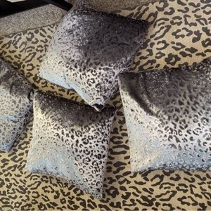 4 velvet gray feather pillows